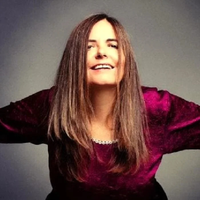 NADA MALANIMA : BIOGRAPHIE DE LA REINE ITALIENNE DE LA POP ROCK