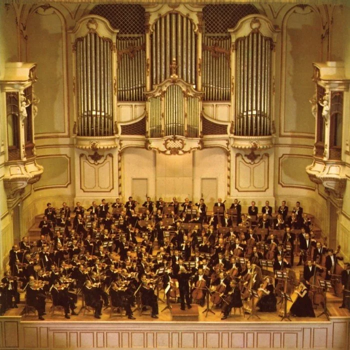 101 STRINGS : ORCHESTRE AMÉRICAIN D'INSTRUMENTAL EASY LISTENING