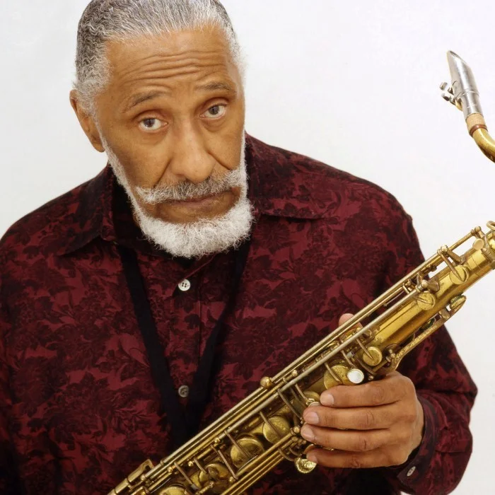 SONNY ROLLINS – MAÎTRE DU SAXOPHONE JAZZ, LÉGENDE DE HARLEM