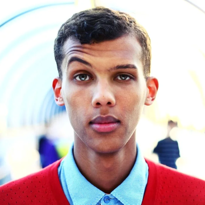 STROMAE : L'ARTISTE BELGE QUI A RÉVOLUTIONNÉ LA POP FRANÇAISE