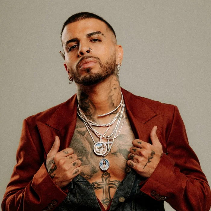 RAUW ALEJANDRO : LE RAPPER DE PORTO RICO