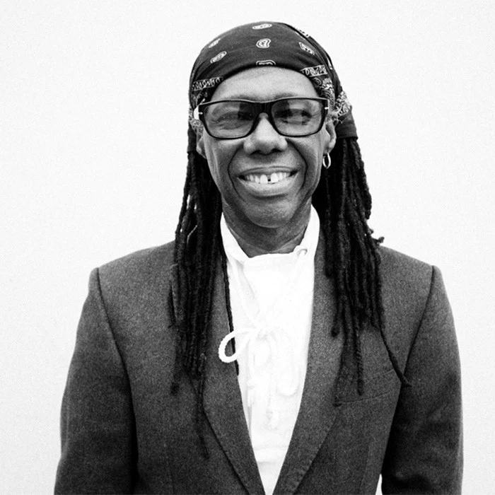 NILE RODGERS : LEGEND DE LA DISCO, GITARISTE ET PRODUCTEUR INFLUENT