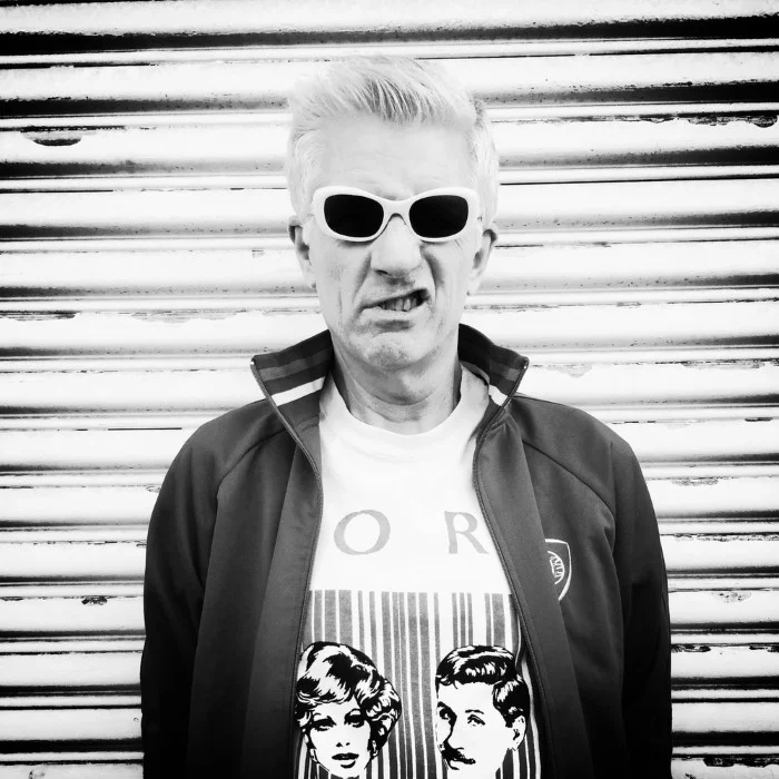 CAPTAIN SENSIBLE, LE PIONNIER DU NEW WAVE