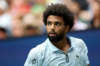 ARTHUR FILS COMMENCERA L’ATP 250 DE BRUXELLES DÈS LES QUARTS DE FINALE APRÈS LA BLESSURE AU DOS DE JAUME MUNAR