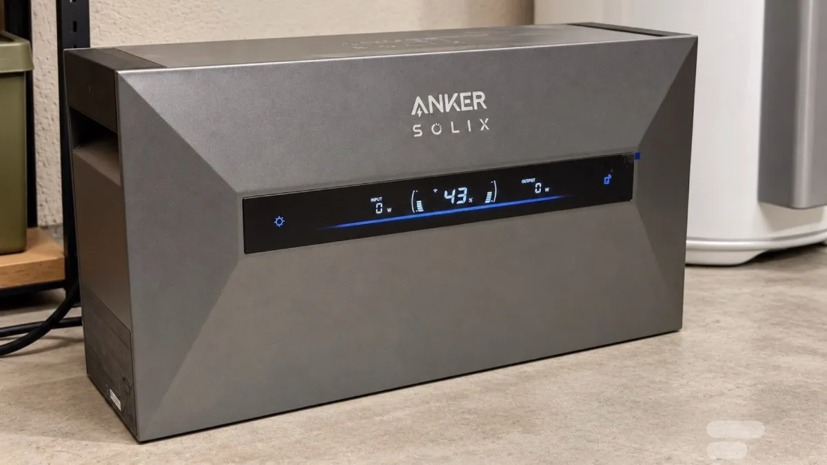 J’AI TESTÉ LA BATTERIE SOLAIRE ANKER SOLIX SOLARBANK MAX AC DE 73 KG : MA MAISON PEUT-ELLE VIVRE SANS EDF ?
