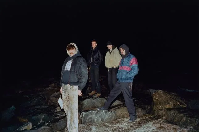 MODEL/ACTRIZ, “BIJOU DE DANCE-POP” MOITE ET SAUVAGE
