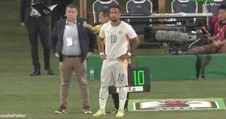 COUPE DU MONDE 2026. SANCTIONNÉ POUR UN LONG CHANGEMENT : CETTE NOUVELLE RÈGLE QUI COÛTE CHER PENDANT JAPON – ISLANDE