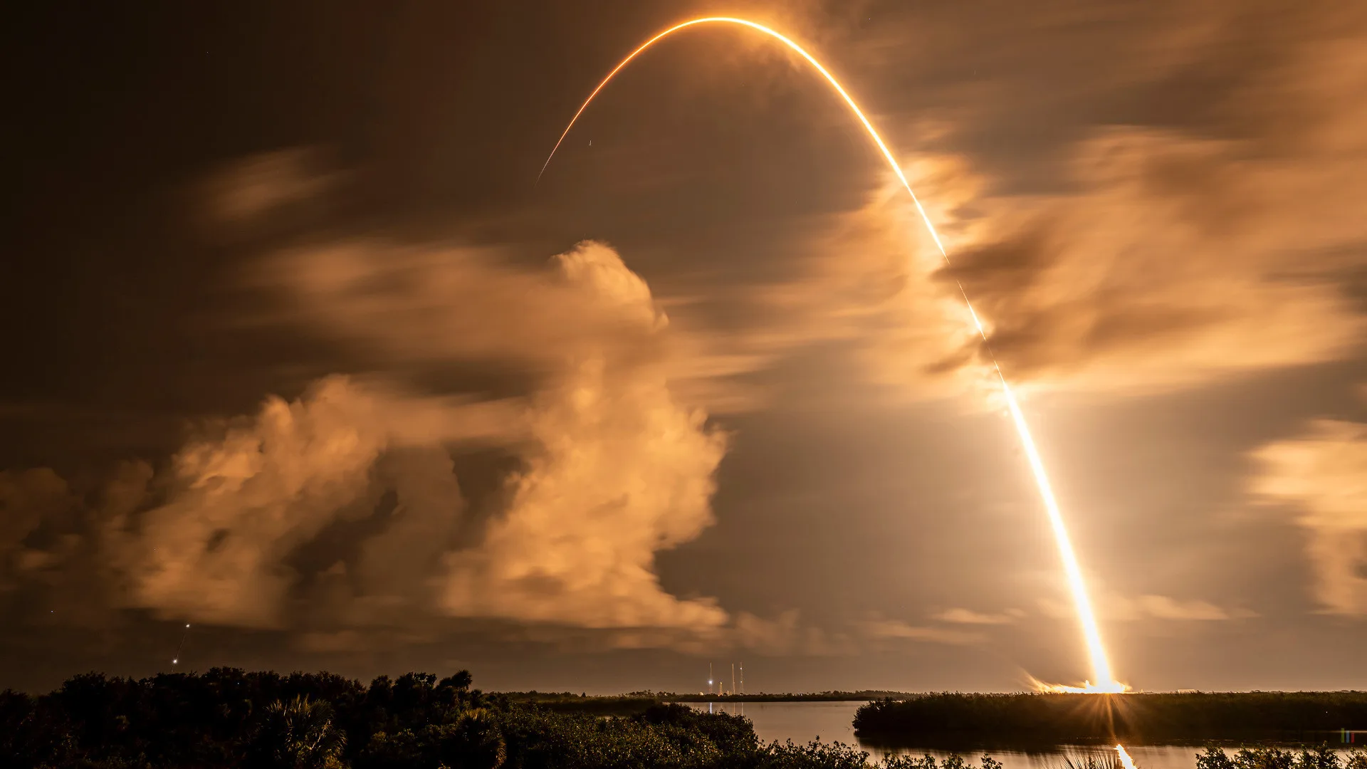 SPACEX VA CONSTRUIRE DES CENTRES DE DONNÉES IA DANS L’ESPACE : VOICI LE PLAN D’ELON MUSK