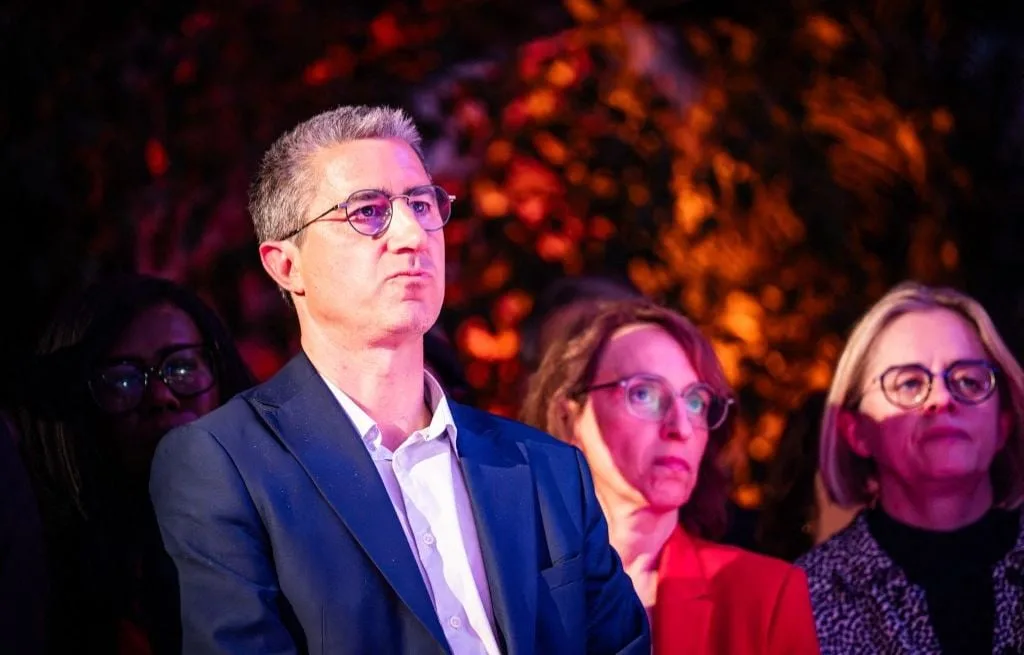 PRÉSIDENTIELLE 2027 : FRANÇOIS RUFFIN ACCUSÉ DE RACISME DANS SA BD