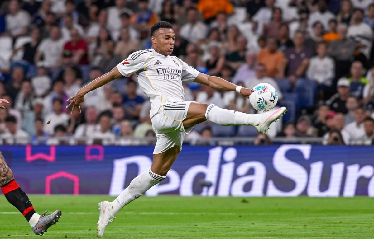 REAL MADRID : PAS CONTENT ? PICHICHI ! KYLIAN MBAPPÉ SACRÉ MEILLEUR BUTEUR POUR LA DEUXIÈME ANNÉE D’AFFILÉE