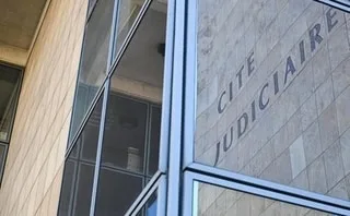 « VOUS ÊTES UN JUSTICIER ? » : DEUX HOMMES CONDAMNÉS APRÈS AVOIR PASSÉ À TABAC UN AUTRE DÉTENU EN PRISON