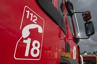 UN AUTOMOBILISTE PERCUTE PLUSIEURS PIÉTONS À PARIS, AU MOINS TROIS BLESSÉS