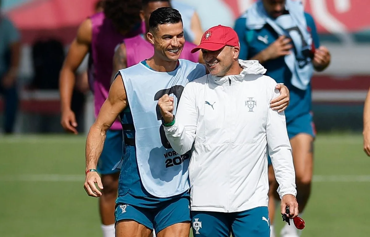 COUPE DU MONDE 2026 : CRISTIANO RONALDO JOUE-T-IL EN SÉLECTION PARCE QUE ROBERTO MARTINEZ VA ARRIVER À AL-NASSR ?
