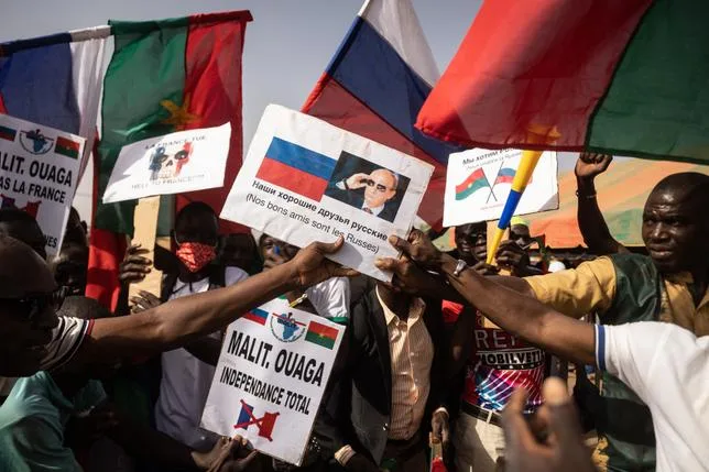 “NOMMEZ UN SEUL PAYS OÙ LA PRÉSENCE RUSSE A APPORTÉ LA SÉCURITÉ”