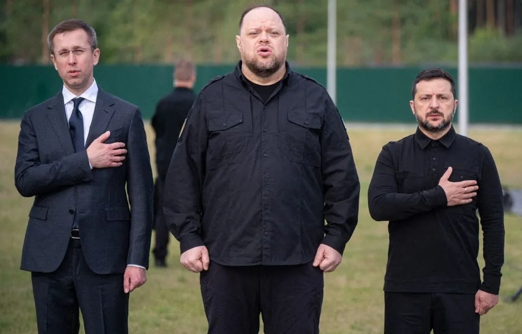 GUERRE EN UKRAINE : INTÉRIM, ÉLECTIONS… QUE SE PASSERAIT-IL SI VOLODYMYR ZELENSKY VENAIT À MOURIR ?