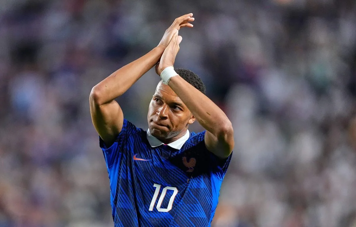 EN DIRECT NORVÈGE – FRANCE : LES NORVÉGIENS FONT TOURNER, HAALAND SUR LE BANC POUR LA FINALE DU GROUPE… SUIVEZ LE MATCH AVEC NOUS…