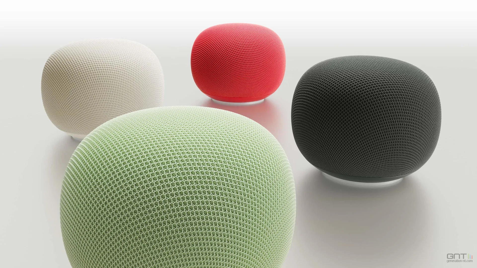 DES ENCEINTES GOOGLE HOME TÉLÉCHARGENT DES DONNÉES ASTRONOMIQUES