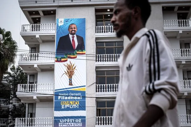 EN ÉTHIOPIE, LA VICTOIRE ANNONCÉE D’ABIY AHMED DANS UN PAYS FRACTURÉ