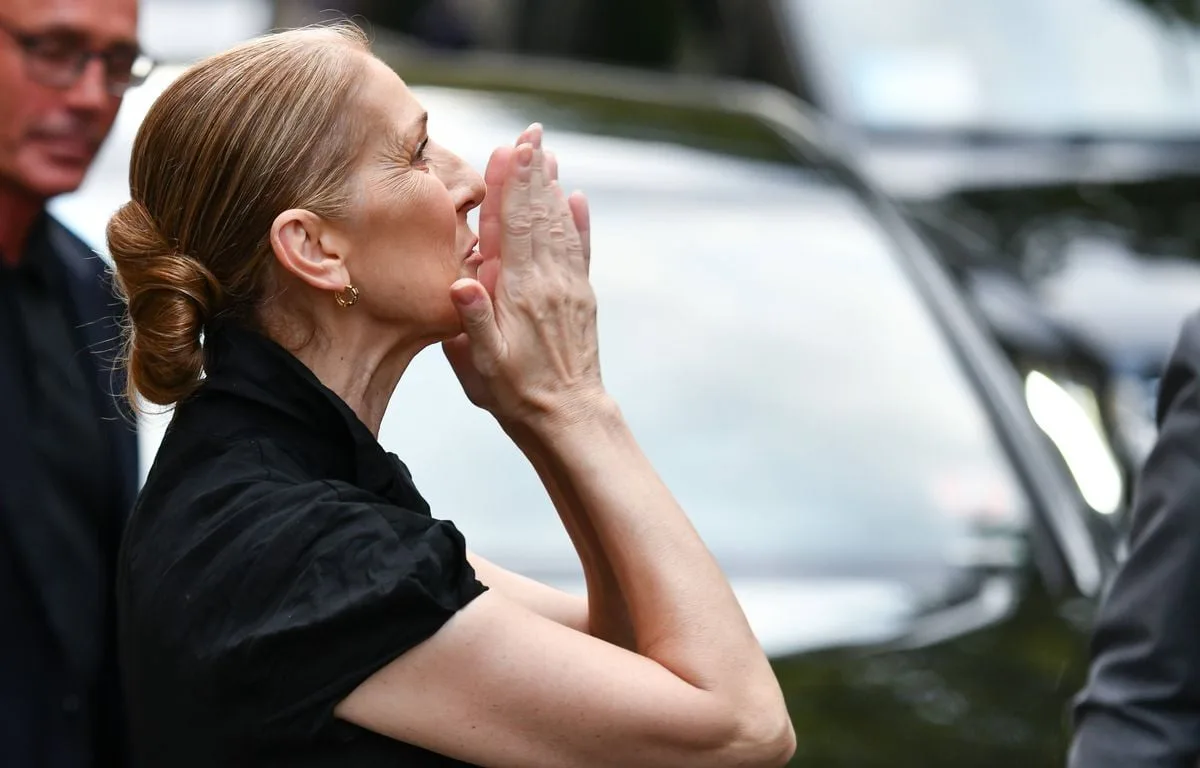 « BONJOUR, PARDON, MERCI »… UNE PRIÈRE HAWAÏENNE A INSPIRÉ LA NOUVELLE CHANSON DE CÉLINE DION